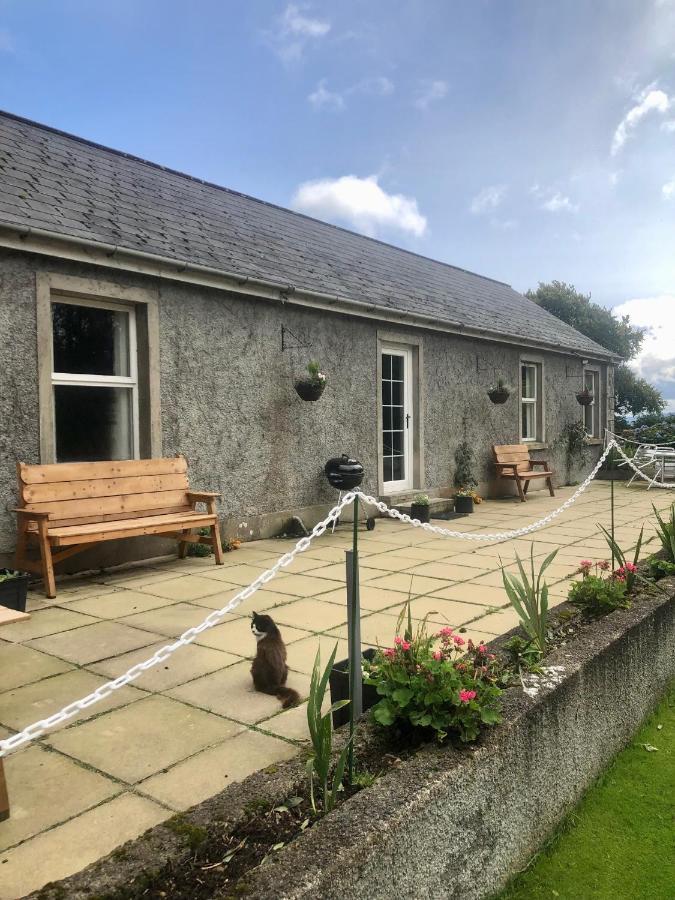 Cullybackey Ballyconnelly Cottages, Galgorm Area מראה חיצוני תמונה