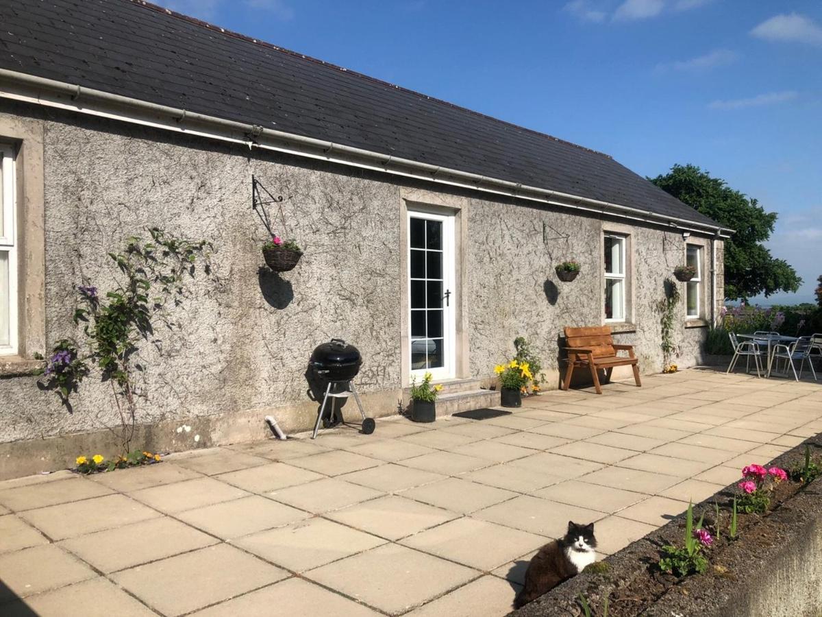 Cullybackey Ballyconnelly Cottages, Galgorm Area מראה חיצוני תמונה